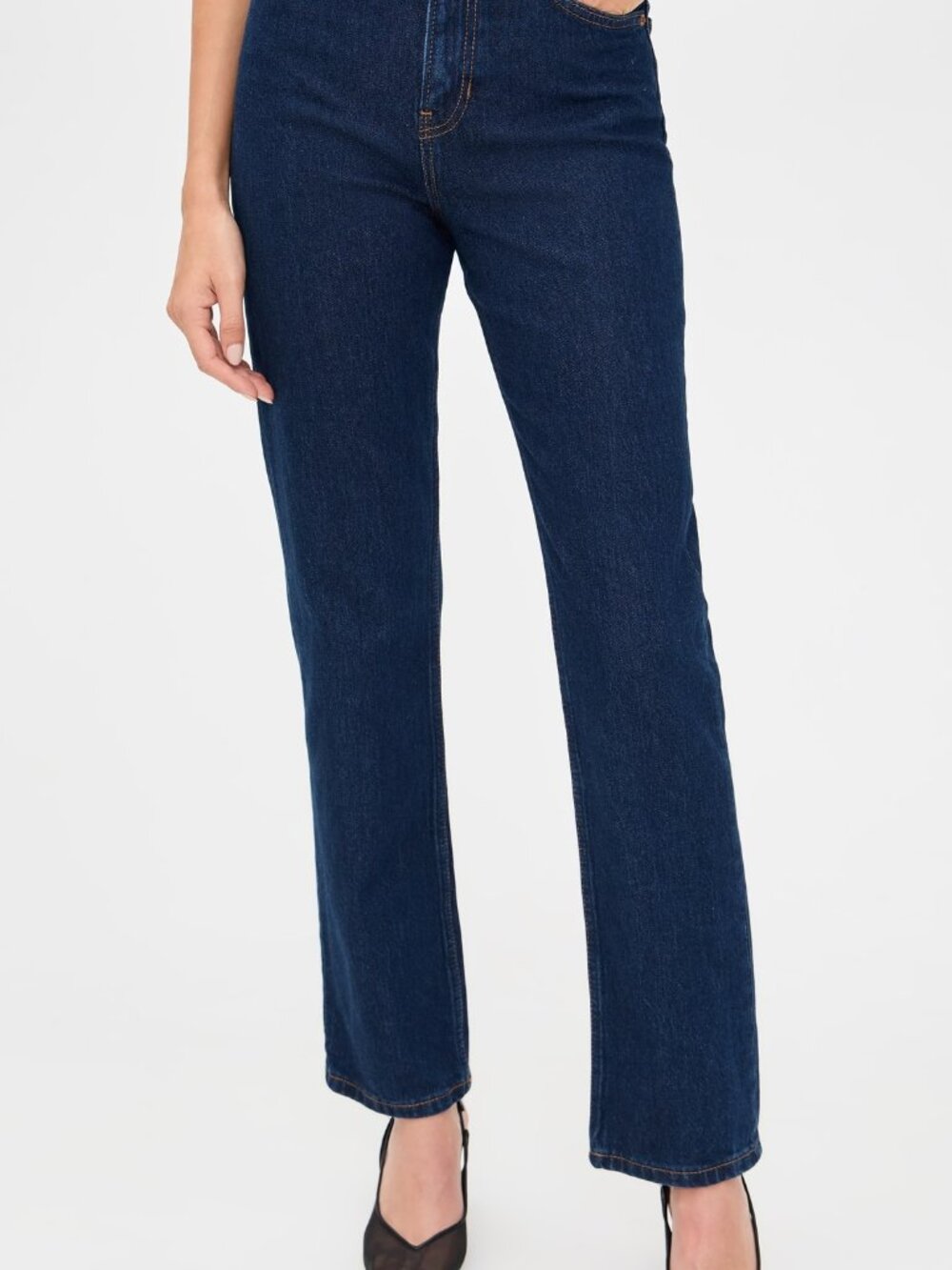 NWT Reformation "Jax" Stretch High Rise Straight Jeans - Picture 6 of 6